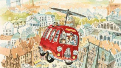 Okładka książki Mały, czerwony autobus w moim mieście na której widać latający czerwony autobus nad miastem.